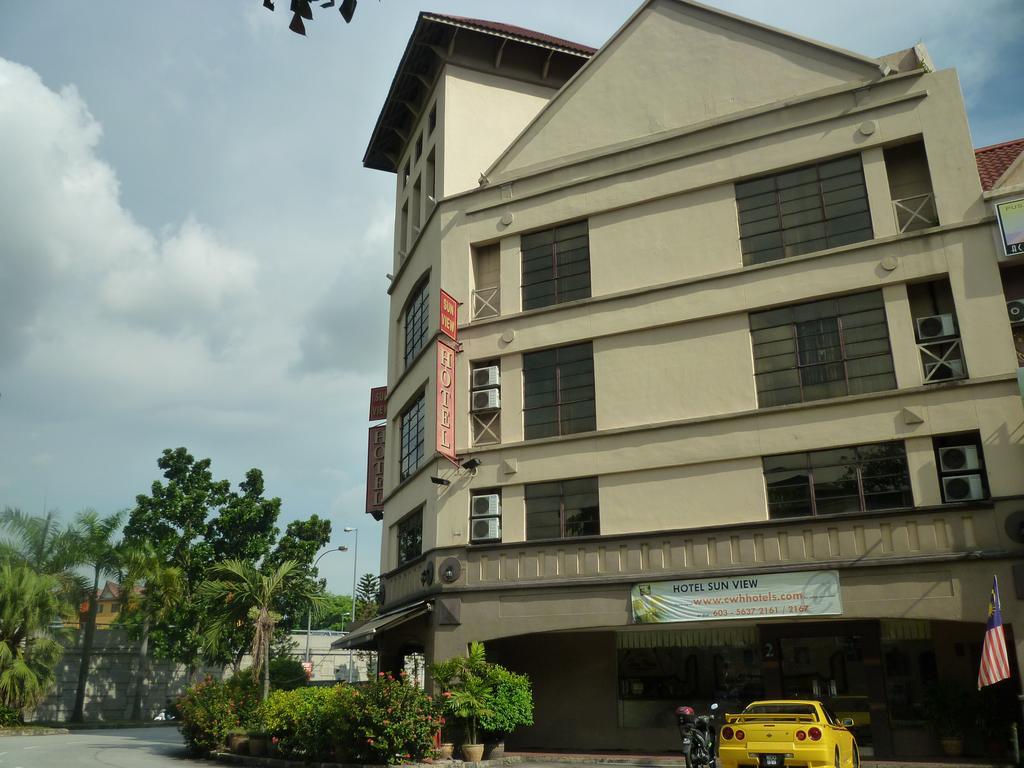 Hotel Sri Sutra - Bandar Sunway 3 Петалинг Джая Екстериор снимка